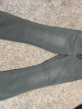 Ankle-Length Slim Jeans in Charcoal Gray